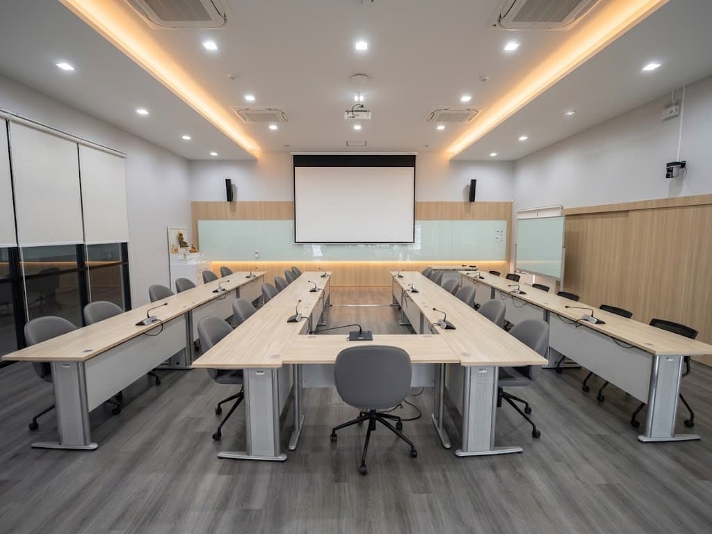 ห้องประชุมคณะ 403